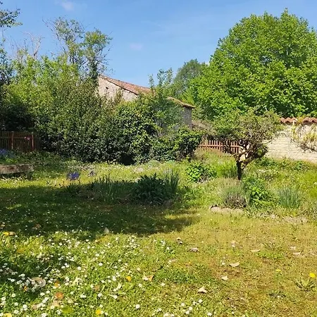 Les Murmures De Charente Σπίτι διακοπών